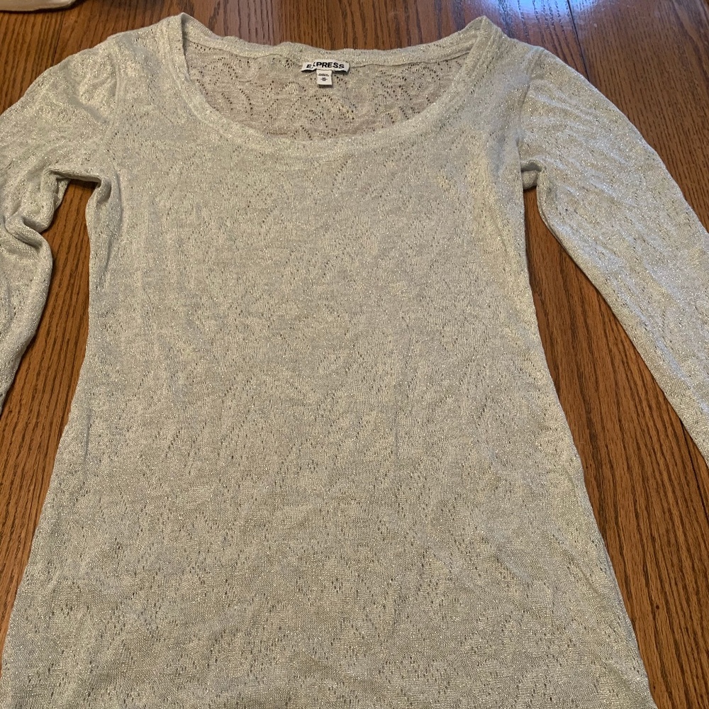 EXPRESS Silver long sleeve sweater - Size M